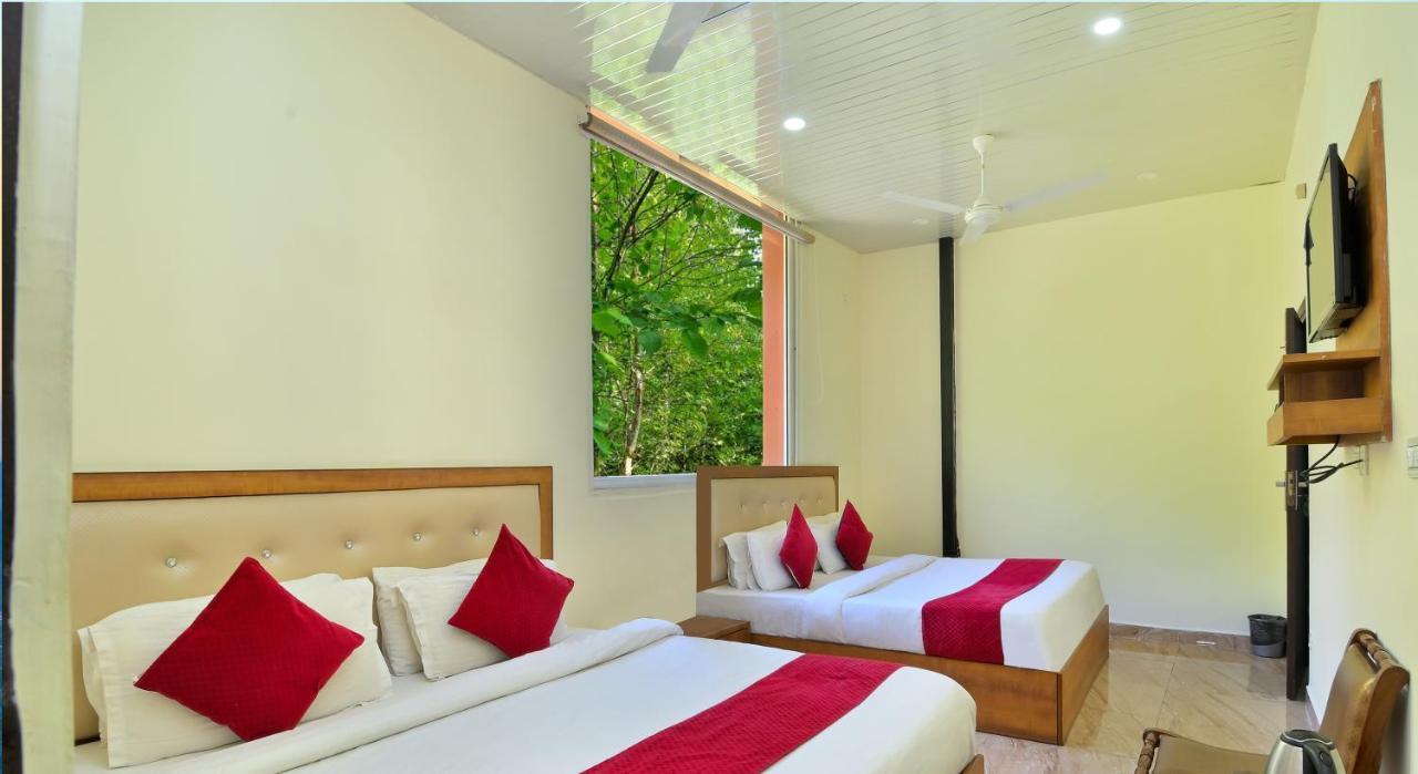 Hotel Bliss Valley Dharamshala - Beautiful View Of Mountains From Rooms מראה חיצוני תמונה